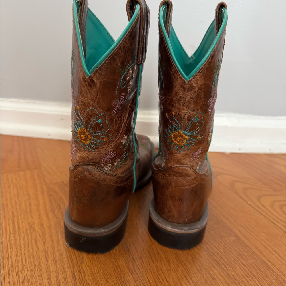 Embroidered Brown Western Boots